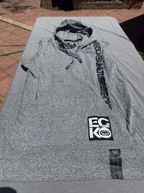 Ecko Unltd Gray Hooded sleeveless Pullover - Graphic Logo